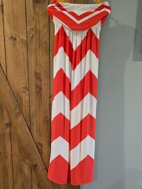 Strapless Chevron Maxi Dress - Coral & White